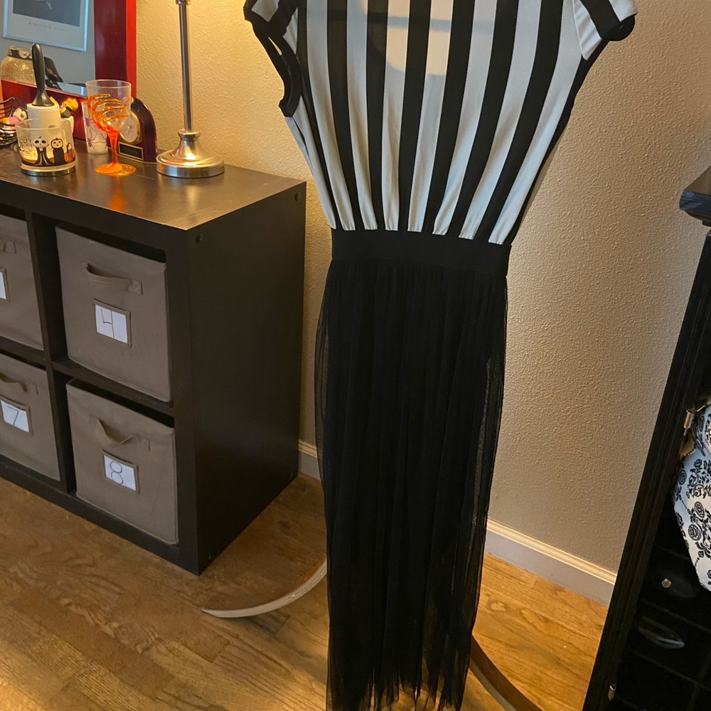 Start up designer from Japan. No tags, fitting run.
